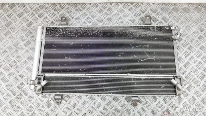 Радиатор кондиционера на Toyota Camry V40