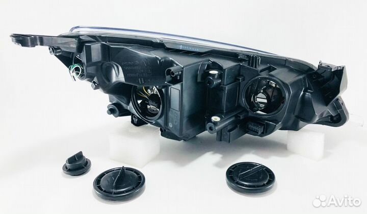 Фара левая Opel Astra J