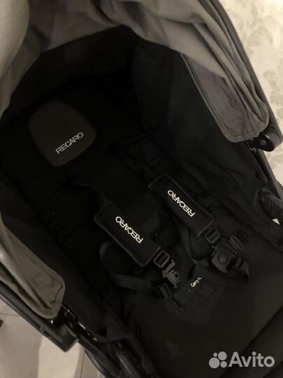 Прогулочная коляска recaro