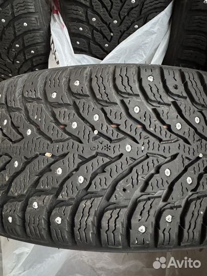 Nokian Tyres Hakkapeliitta 9 225/55 R17