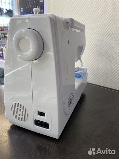 Швейная машинка singer 8280