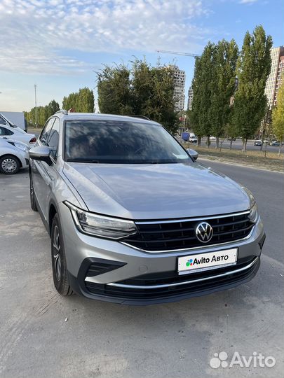 Volkswagen Tiguan 2.0 AMT, 2021, 29 500 км