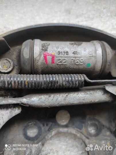 Тормозной щит задний цилиндр Volkswagen polo 5