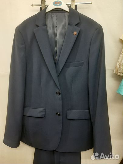 Школьный костюм