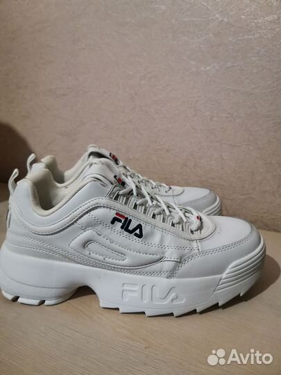 Кроссовки женские