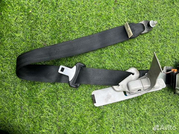 Ремень безопасности передний левый Mazda 3 BK LF17