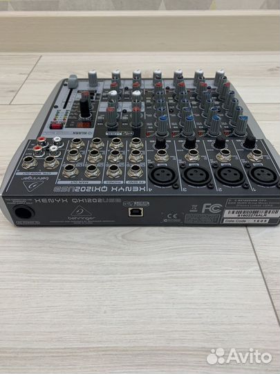 Микшерный пульт