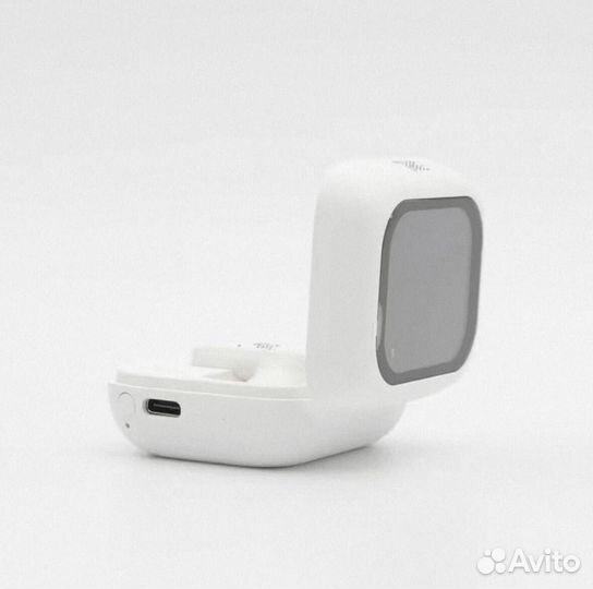 JBL Tour Pro 4: звук будущего с экраном