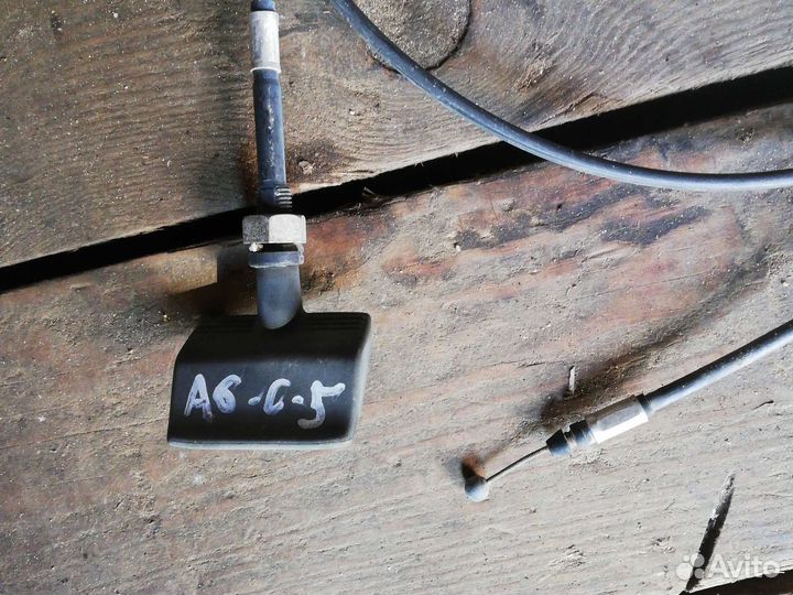 Трос капота Ауди А6 С5
