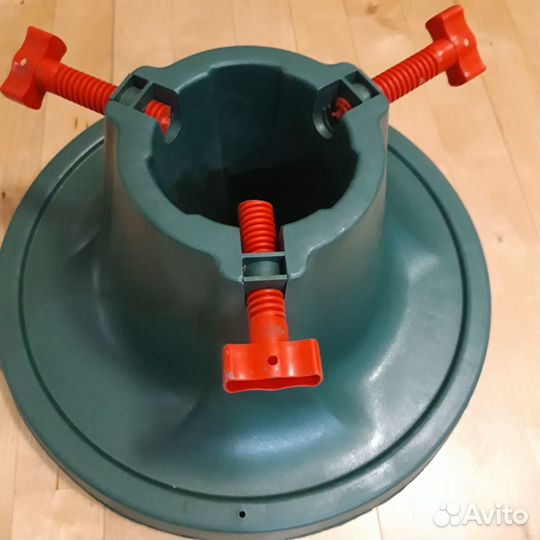 Ель Уральская елка и Игрушка Таежная 120 см