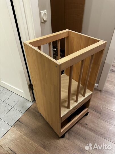 Башня помощника монтессори