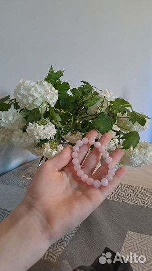 Браслеты и ожерелья из натуральных камней