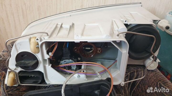 Фара skoda octavia a5 ксенон новая оригинал левая