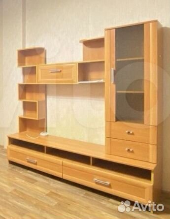 Продам стенку в гостиную Пермь