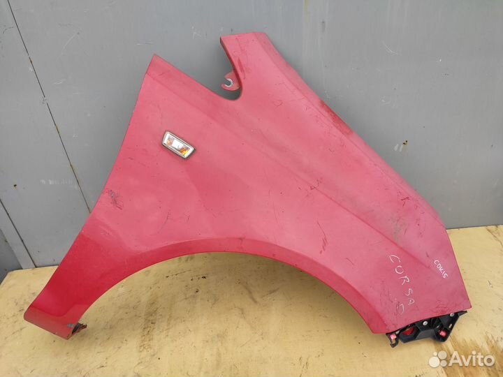 Крыло переднее правое на Opel Corsa D