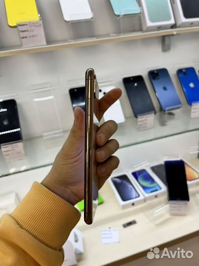 iPhone Xs Max, 64 ГБ