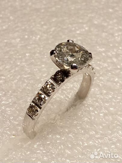 Кольцо С Природными Бриллиантами 1,47 карат.17 р