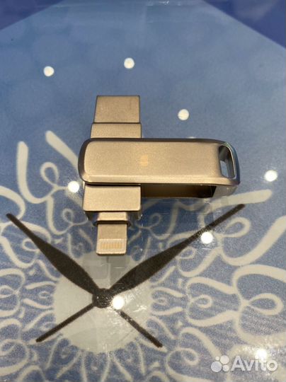 USB флешка для iPhone на 1tb