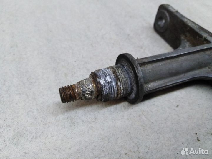 Трапеция стеклоочистителя