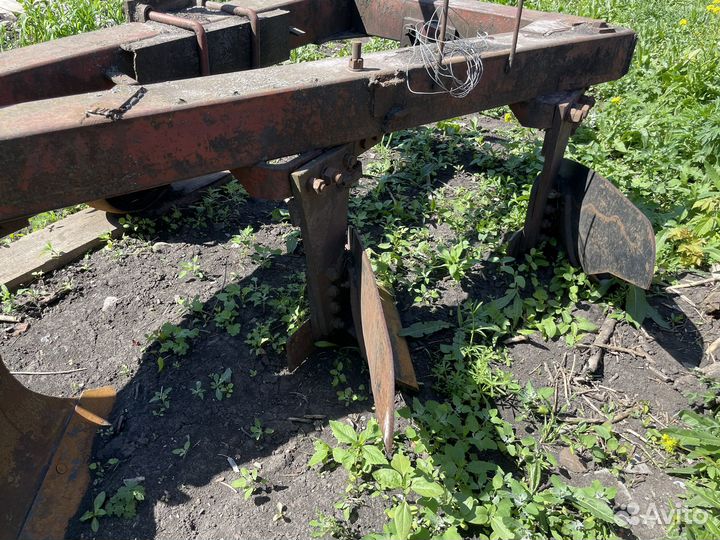 Плуг Одессапочвомаш ПЛН 5-35, 1989