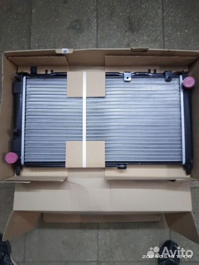 Радиатор охлаждения LADA granta, LADA kalina 21900