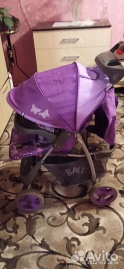 Прогулочная коляска