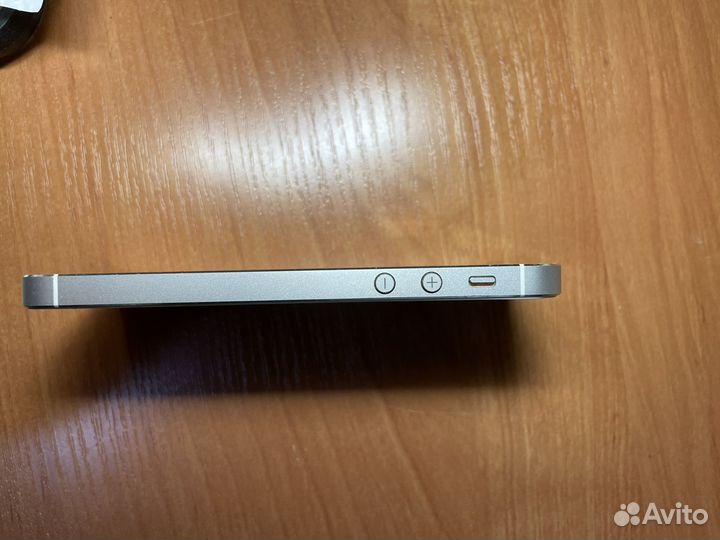iPhone 5, 16 ГБ