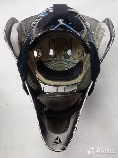 Шлем вратарский