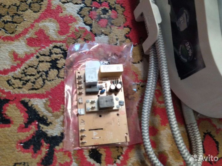 Утюг с парогенератором Braun CareStyle3