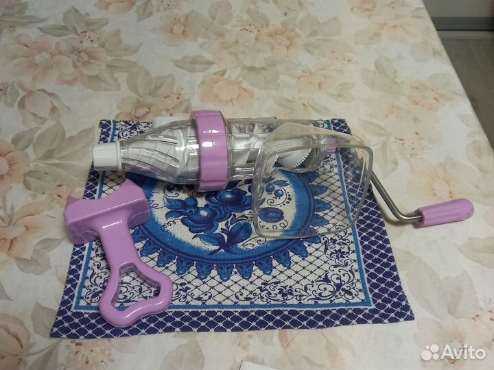 Мясорубка механическая