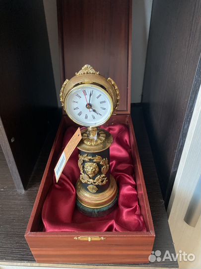 Часы бронза