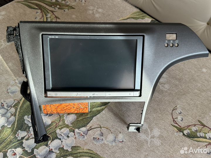 Магнитола prius 30 с рамкой