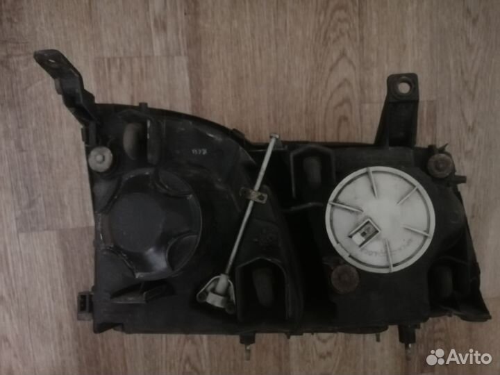 Фара lexus lx470