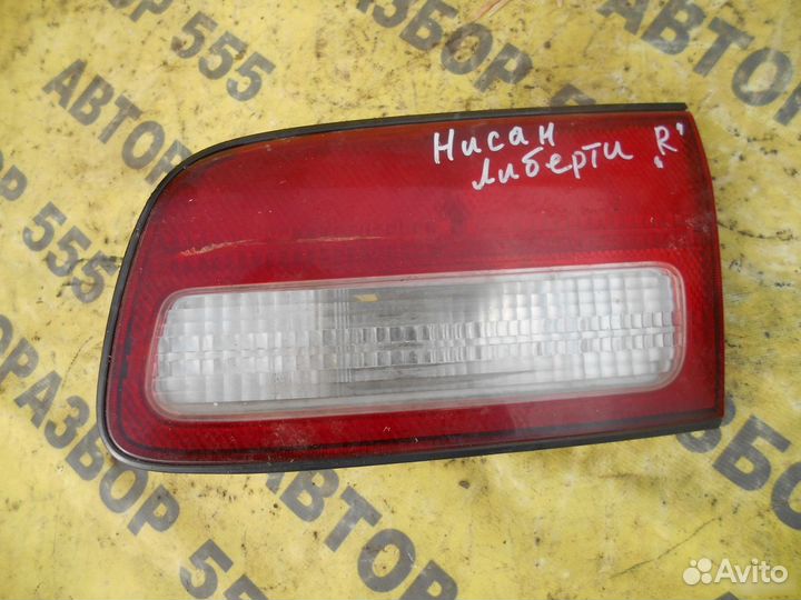 Задний правый фонарь Nissan Liberty 1998-2004 внут