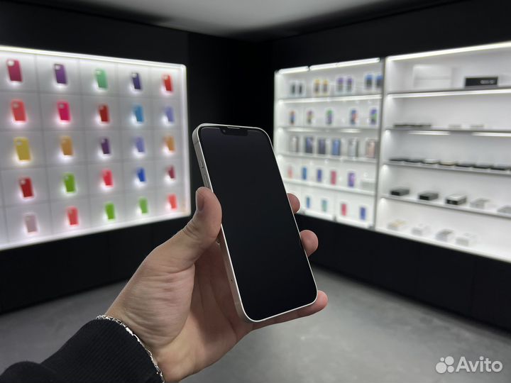 iPhone 13, 256 ГБ