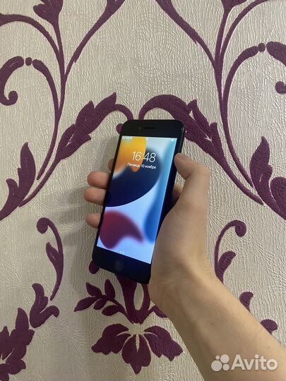 iPhone 7, 32 ГБ