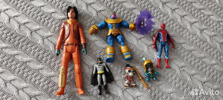 Человек паук,Танос, динозавры