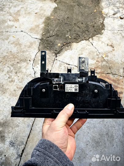 Дисплей головного устройства мазда 3 Bm 2015