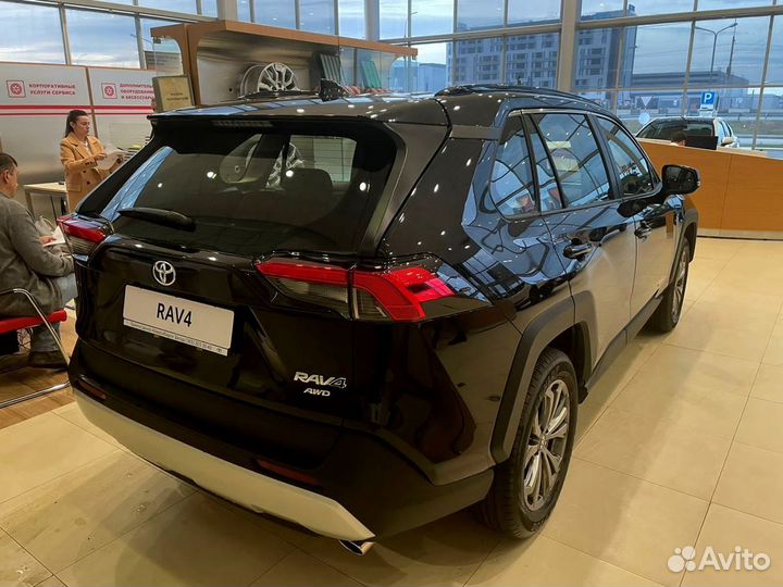 Toyota RAV4 2.0 CVT, 2023