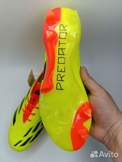 Футбольные бутсы adidas predator 30