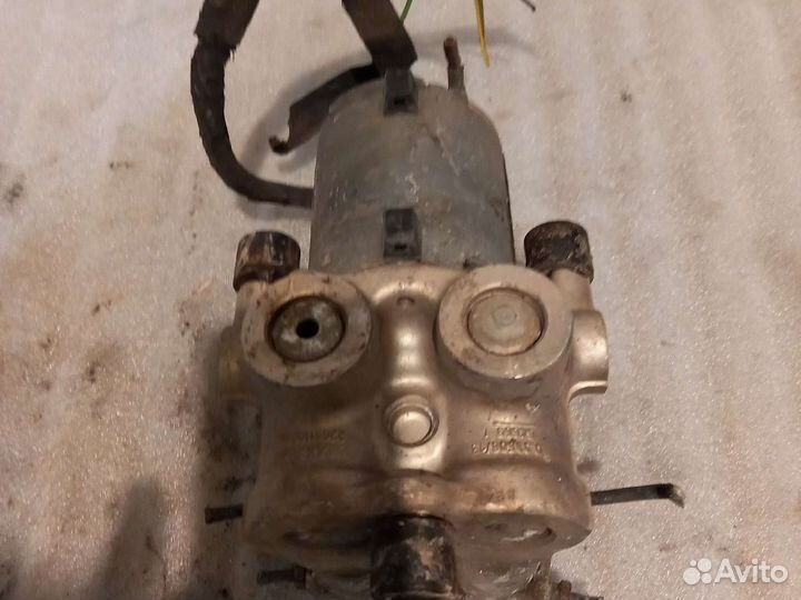 Блок ABS Мерседес C-class W202