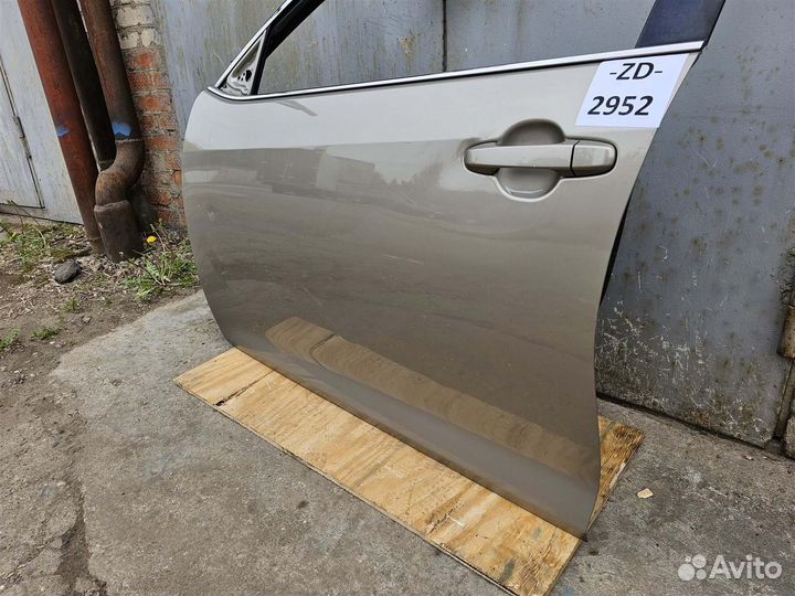 Дверь передняя левая Toyota Camry V50 V55 2015