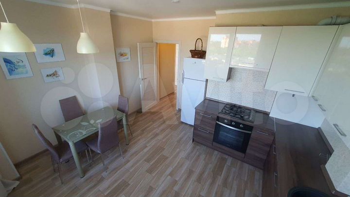 2-к. квартира, 73,6 м², 7/16 эт.