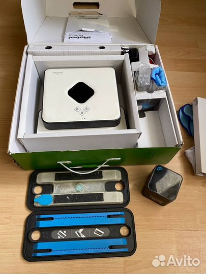 Моющий робот-пылесос Irobot braava 390t