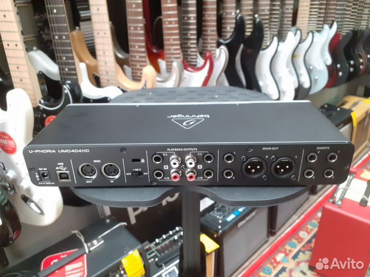 Внешняя звуковая карта Behringer UMC 404 HD