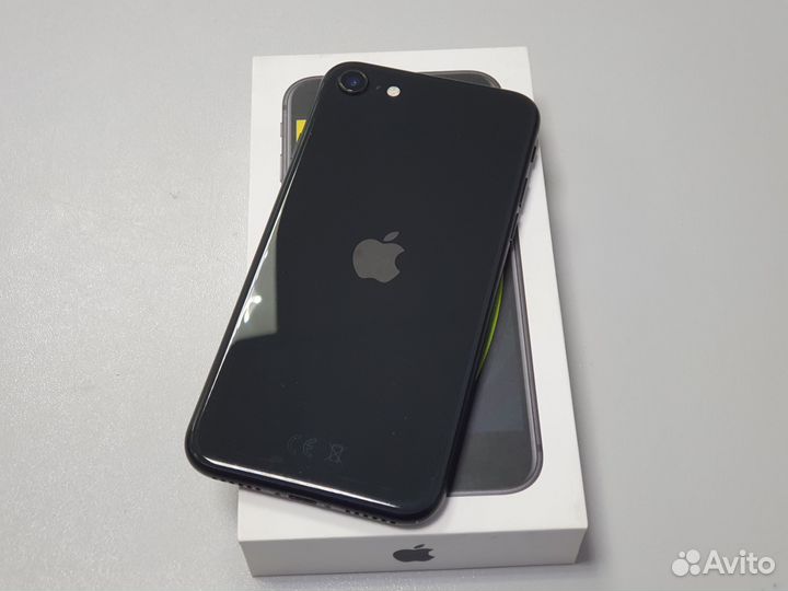 iPhone SE (2020), 64 ГБ