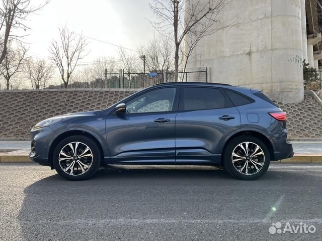 Ford Escape 2.0 AT, 2021, 32 000 км