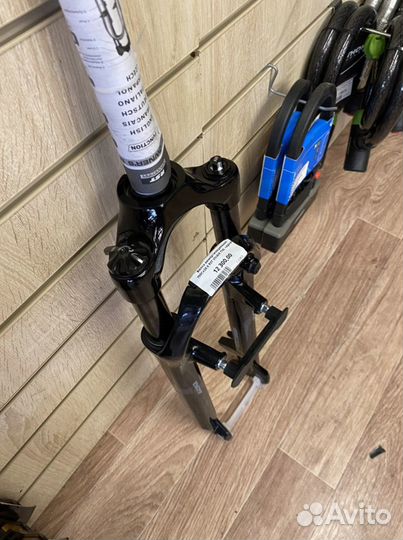 Вилка амортизационная 700Cx28,6 RST vivair TNL