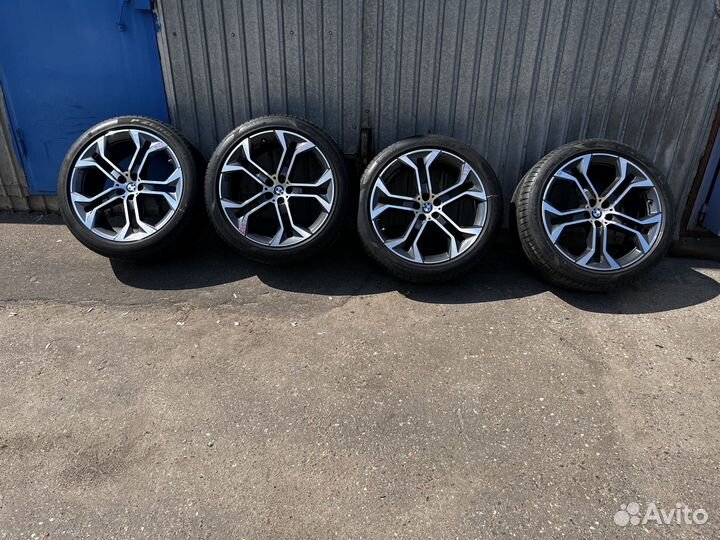 Комплект разношироких колёс Bmw X5 R21