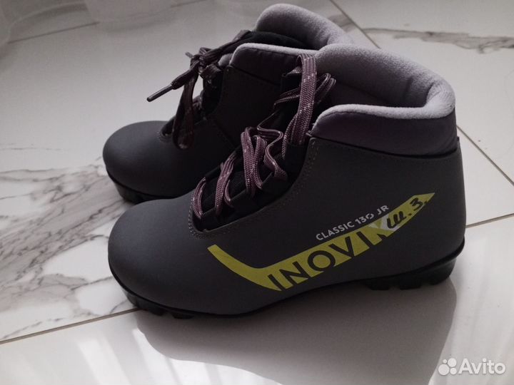 Лыжные ботинки